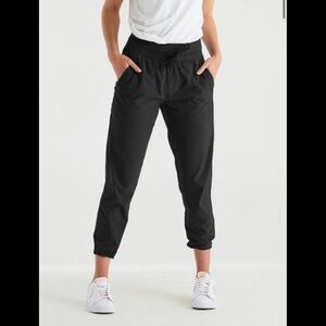 Free Fly Apparel Women's Breeze Cropped Pant - black